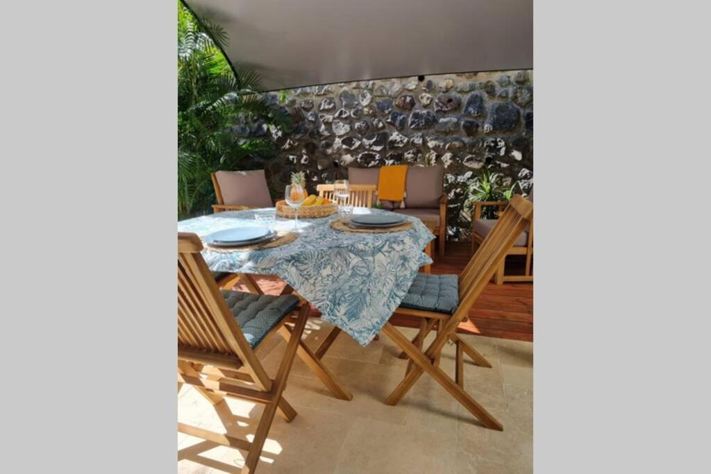 L'Instant Evasion, Studio Avec Terrasse, Piscine ! Saint-Gilles-les-Bains Exterior foto